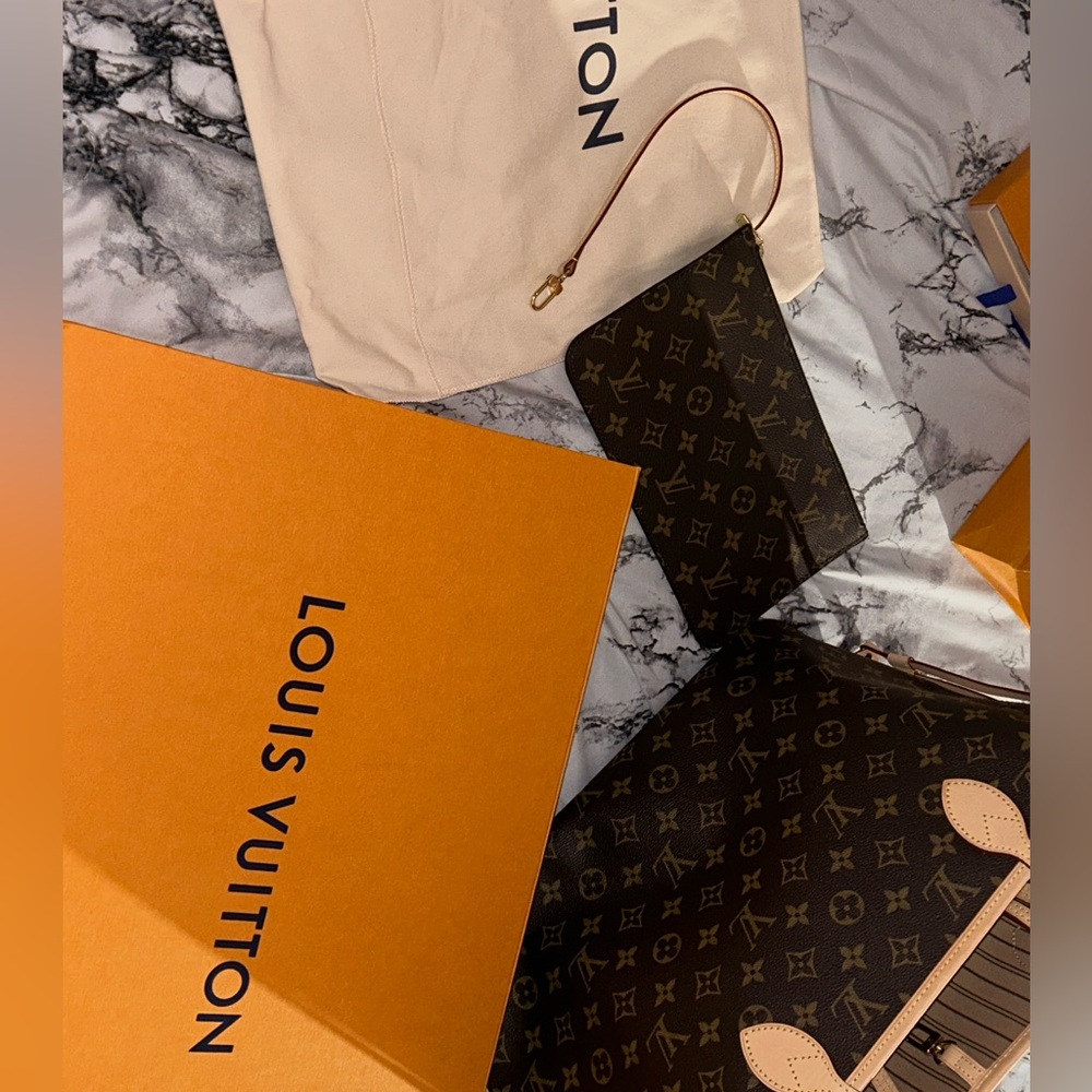 Louis Vuitton Neverfull MM